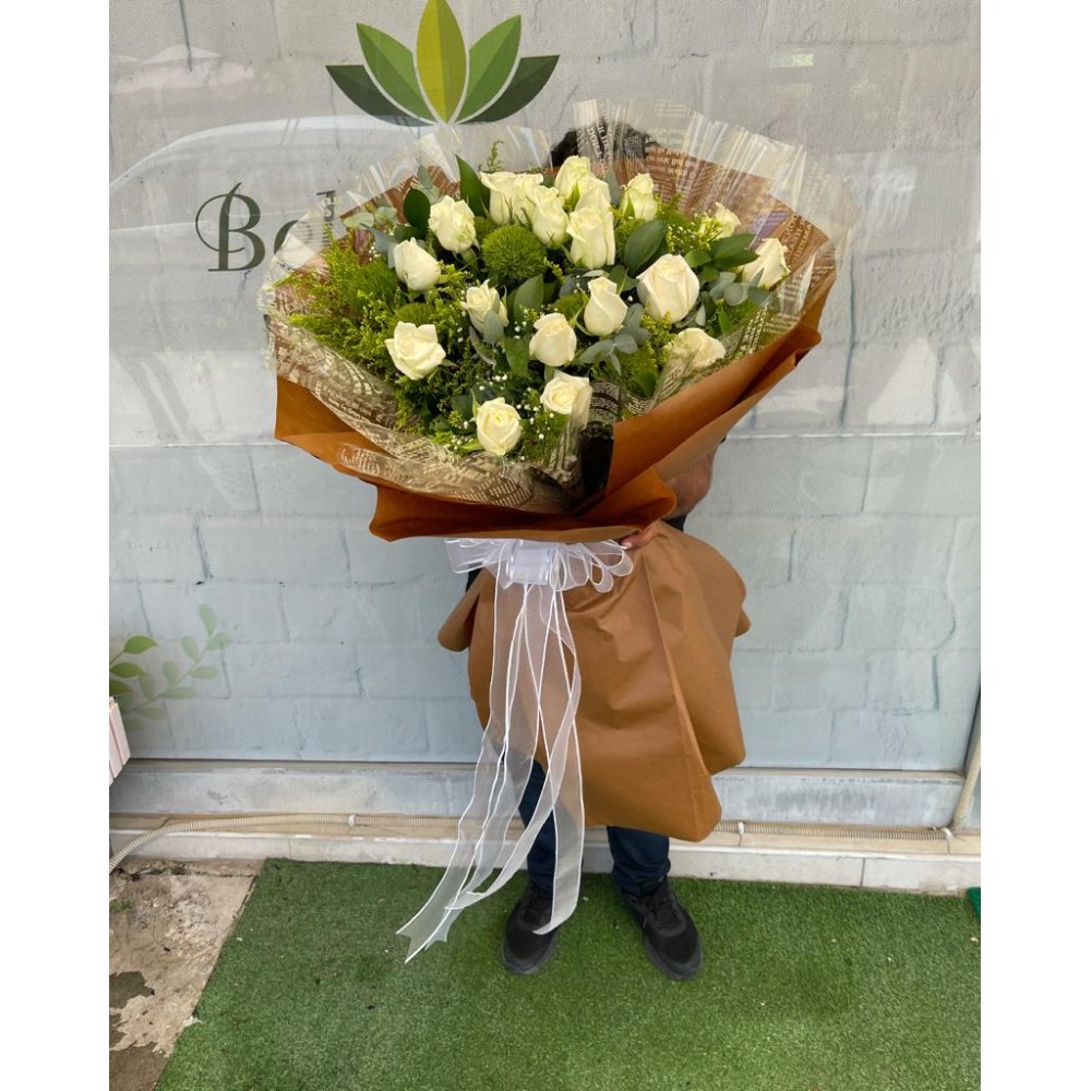 31 jumbo beyaz Gül